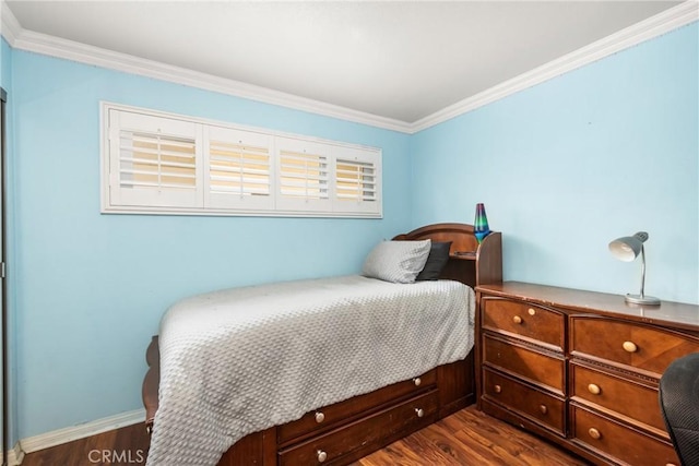 134 S Magnolia Ave Unit 21A, Anaheim, CA 92804 - bedroom with dark wood-type flooring, baseboards, and crown molding