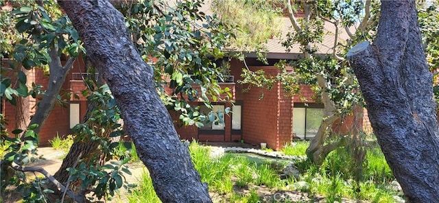 view of home's exterior