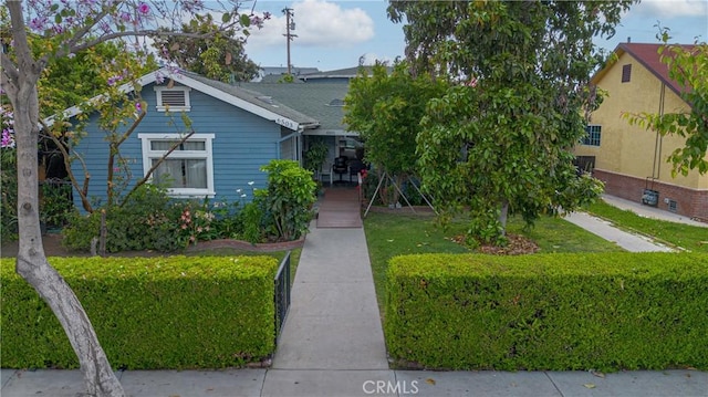 view of front of property