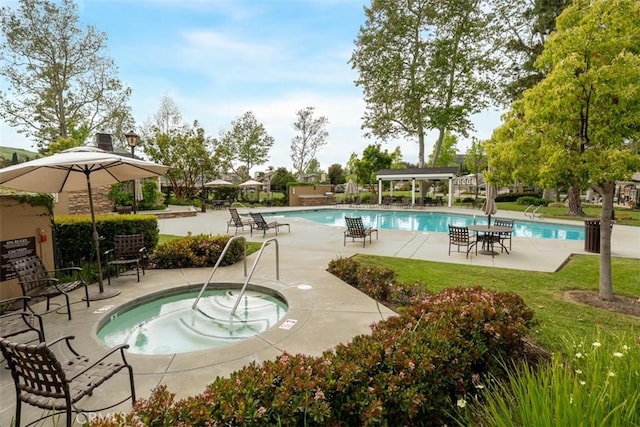 6192 Sierra Siena Rd, Irvine, CA 92603 - community pool with a yard, a pergola, a hot tub, and a patio
