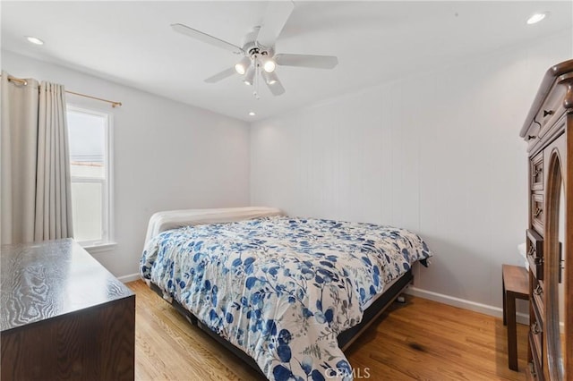 544 Calle Mayor, Redondo Beach, CA 90277 - bedroom featuring light wood-style flooring, a ceiling fan, and recessed lighting