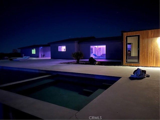 60810 Cole Ln, Landers, CA 92285 - pool at twilight with an outdoor pool
