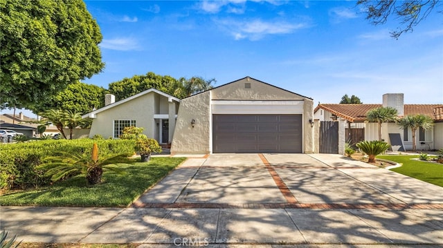 902 W Orange Rd, Santa Ana, CA 92706 - photo 2