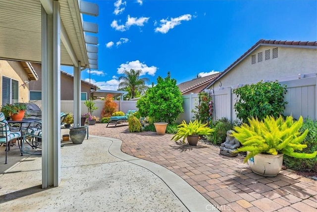 28345 Hearthside Dr, Menifee, CA 92584 - view of patio featuring a fenced backyard