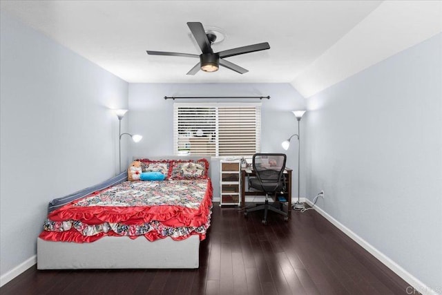 bedroom featuring baseboards, a ceiling fan, and hardwood / wood-style floors