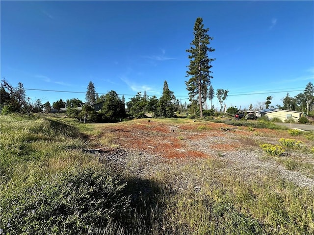 6203 Woodbury Dr, Magalia, CA 95954