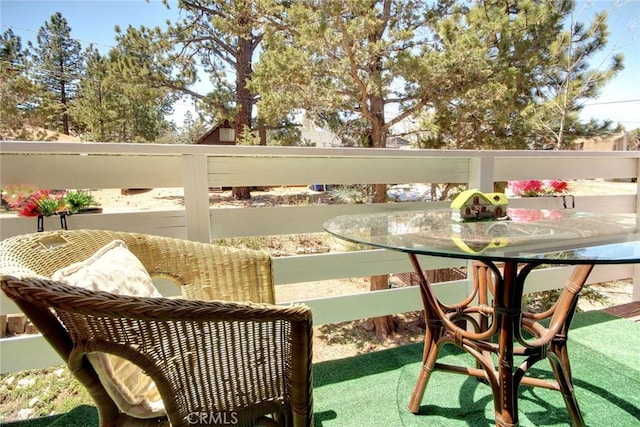 133 Holmes Ln, Sugarloaf, CA 92386 - view of balcony