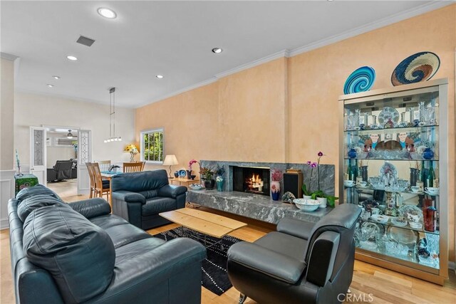 17034 Escalon Dr, Encino, CA 91436 - photo 4