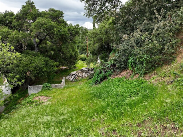 21460 Arcos Dr, Woodland Hills, CA 91364