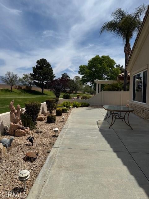 322 Brooklawn Dr, Banning, CA 92220 - view of patio / terrace