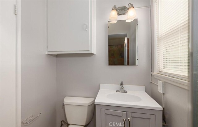 10609 Mountain View Ave, Redlands, CA 92373 - bathroom featuring toilet and vanity