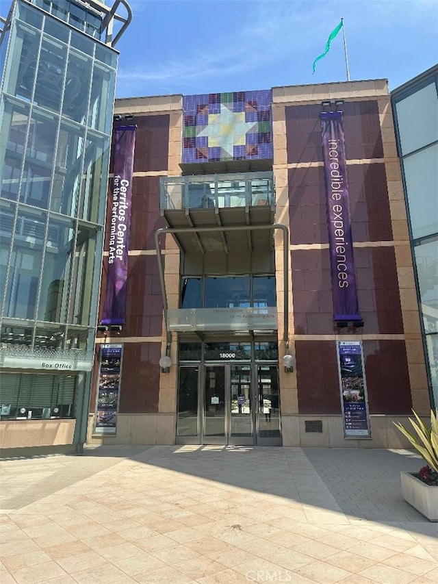 view of building exterior