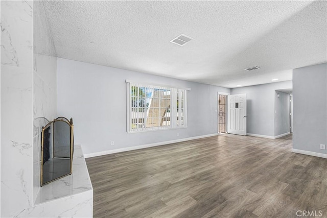 10341 N Loop Blvd, California City, CA 93505 - photo 5