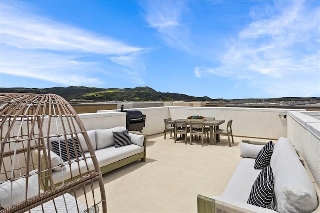 31 Jubilee Way, Rancho Mission Viejo, CA 92694 - patio / terrace with outdoor dining space, a mountain view, and outdoor lounge area