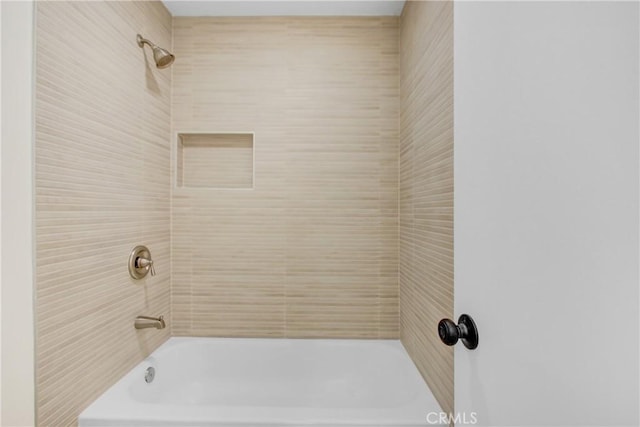 2583 King Way, Claremont, CA 91711 - bathroom with washtub / shower combination