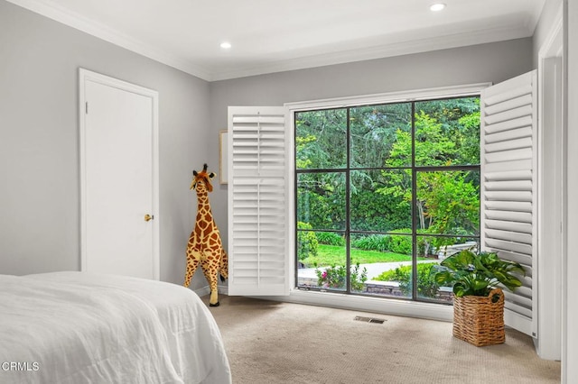 bedroom with visible vents, ornamental molding, carpet, and recessed lighting