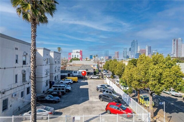 907 W 17th St, Los Angeles, CA 90015 - photo 3