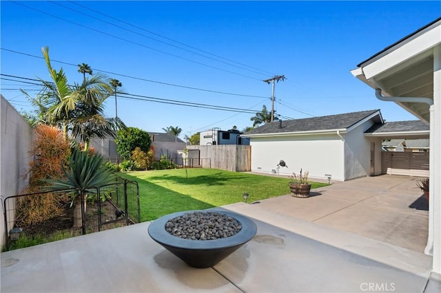 view of patio with a fenced backyard