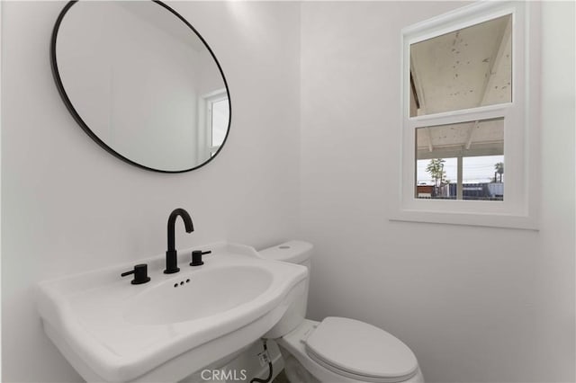 1233 Oakhurst Dr, San Bernardino, CA 92404 - bathroom with a sink and toilet