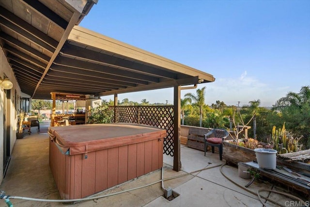 1315 Hermana Ct, Vista, CA 92084 - view of patio / terrace featuring a hot tub