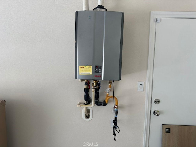 2511 Gunner Ridge Way, Rialto, CA 92377 - detailed view of water heater