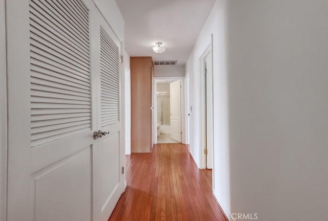 814 S Patton Ave Unit 2, San Pedro, CA 90731 - hall featuring light wood-style floors and baseboards