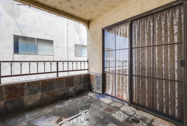 814 S Patton Ave Unit 2, San Pedro, CA 90731 - view of balcony