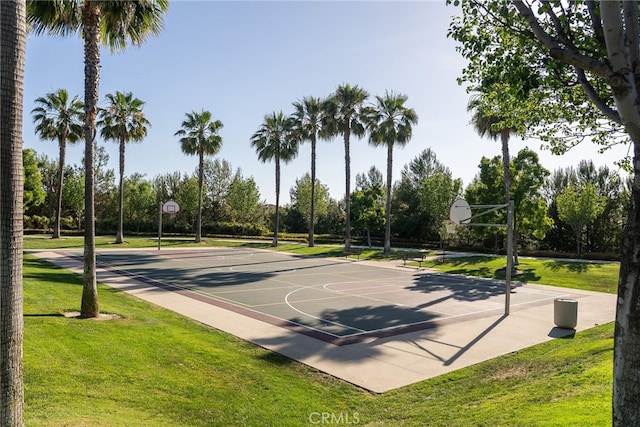 15 Clover, Lake Forest, CA 92630 - view of sport court with community basketball court and a yard