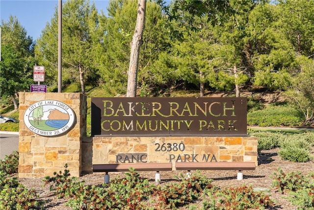 15 Clover, Lake Forest, CA 92630 - view of community sign