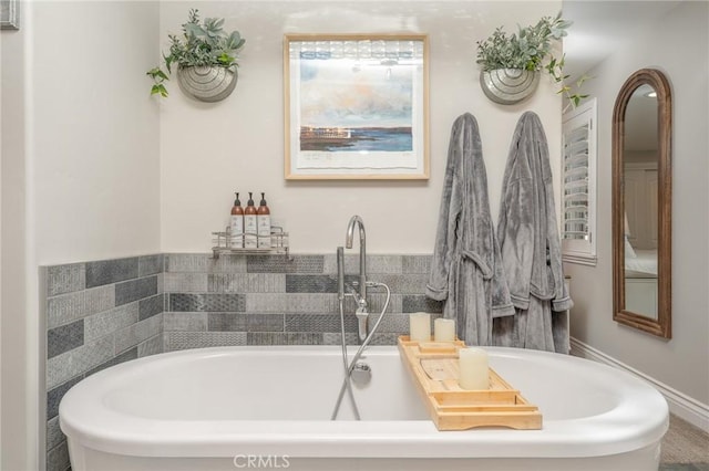 27550 N Bay Rd, Lake Arrowhead, CA 92352 - bathroom with a soaking tub