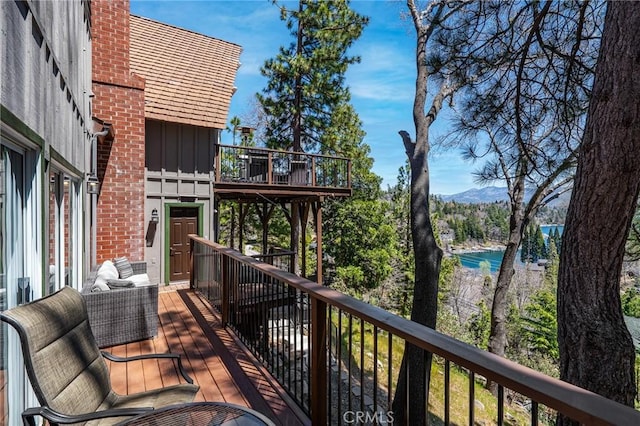 27550 N Bay Rd, Lake Arrowhead, CA 92352 - balcony with a mountain view