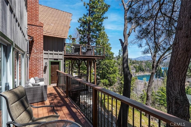 27550 N Bay Rd, Lake Arrowhead, CA 92352 - balcony featuring a mountain view
