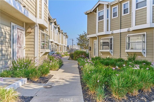 view of property's community with a residential view