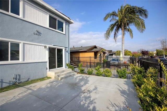 5459 Carlin St, Los Angeles, CA 90016 - view of patio with fence