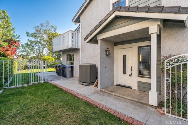 21340 Via Del Puma, Yorba Linda, CA 92887 - property entrance featuring stucco siding and a balcony