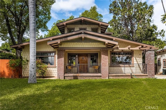 1559 Diamond Ave, South Pasadena, CA 91030 - view of front of house featuring fence and a front yard