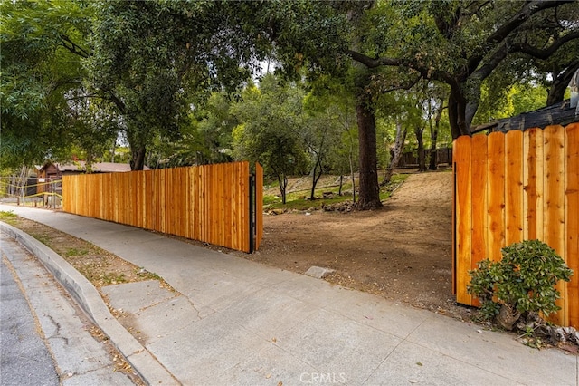 1559 Diamond Ave, South Pasadena, CA 91030 - view of gate with fence