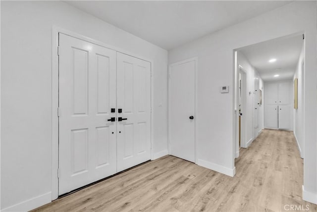 1467 N Kathleen Ln, Orange, CA 92867 - entrance foyer featuring light wood-style floors and baseboards
