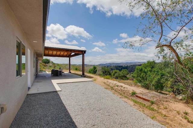 view of yard with a patio