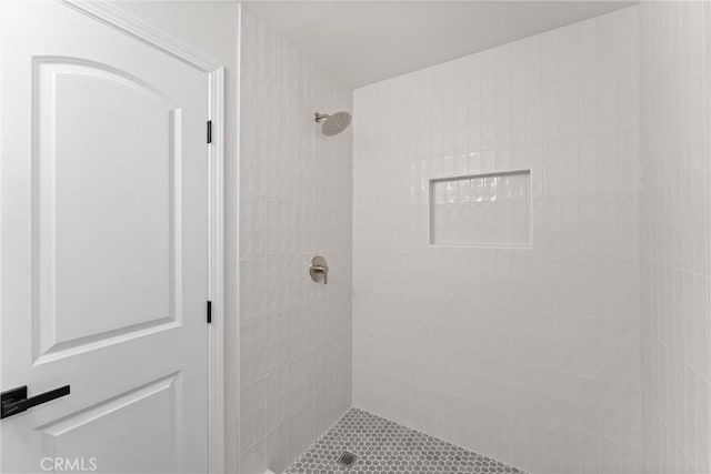 920 W Hollyvale St, Azusa, CA 91702 - bathroom with tiled shower