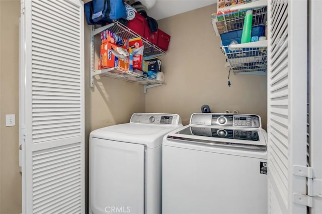 4 Mosaic, Aliso Viejo, CA 92656 - laundry area with independent washer and dryer and laundry area