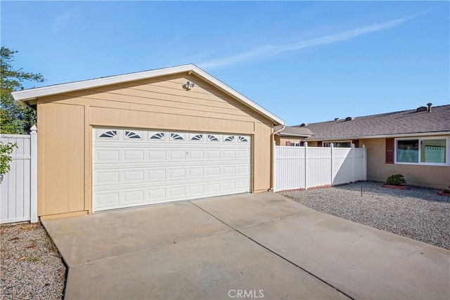 28970 Exmoor Ct, Menifee, CA 92586 - exterior space featuring fence and concrete driveway