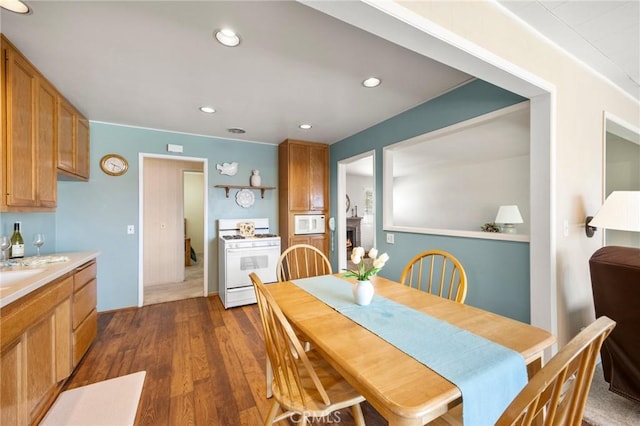 2574 W Heffron Dr, Anaheim, CA 92804 - dining space featuring recessed lighting and dark wood finished floors