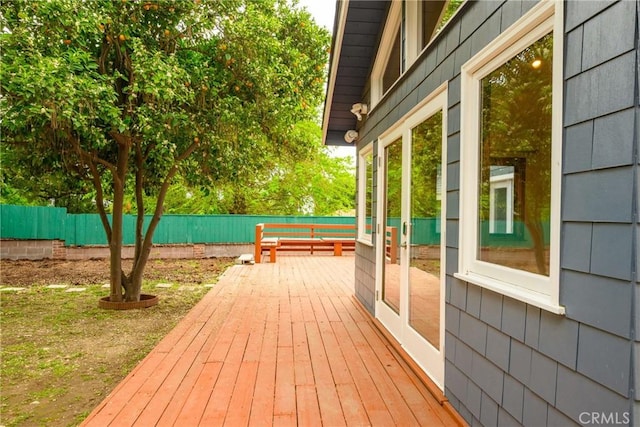 deck featuring fence