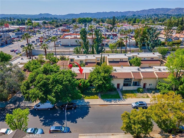 bird's eye view featuring a mountain view and a residential view
