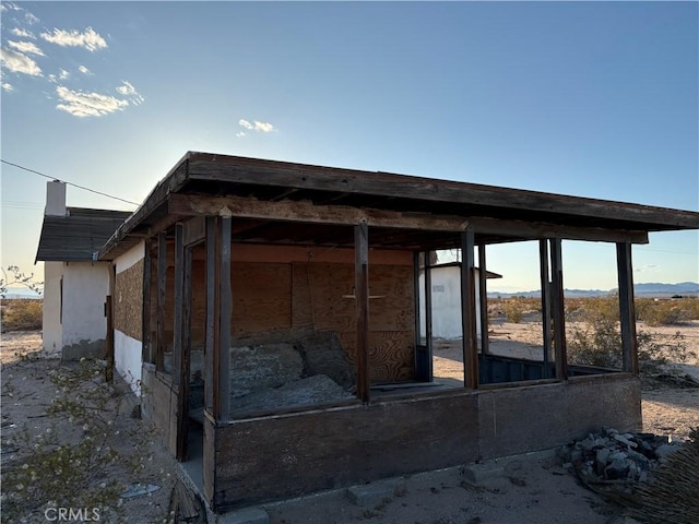 view of outdoor structure