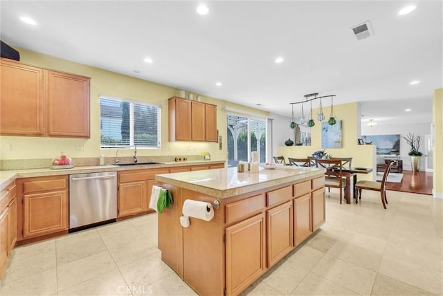 11913 Solitaire Ct, Jurupa Valley, CA 91752 - kitchen featuring recessed lighting, a sink, dishwasher, and a kitchen island