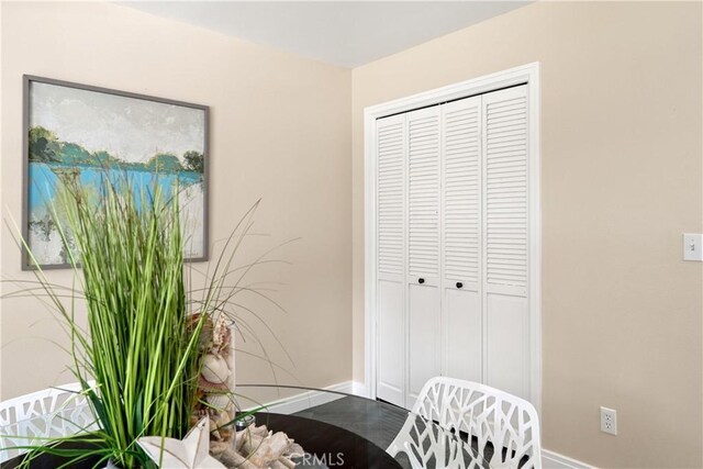 1635 Almendia Dr, Chico, CA 95926 - dining space with baseboards