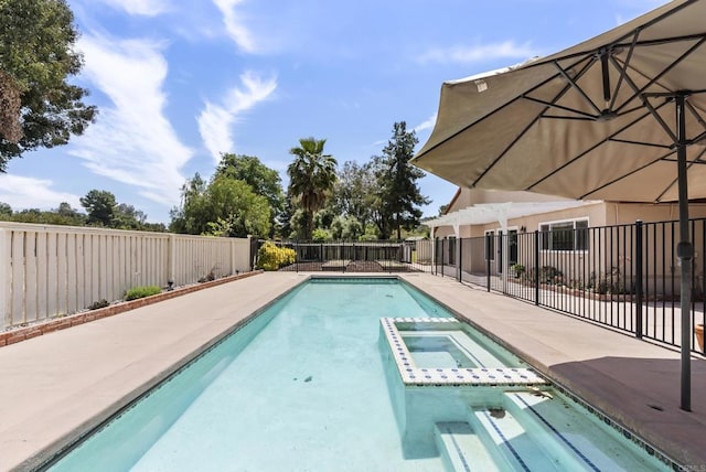 15408 Glentree Rd, Valley Center, CA 92082 - view of swimming pool with a pool with connected hot tub