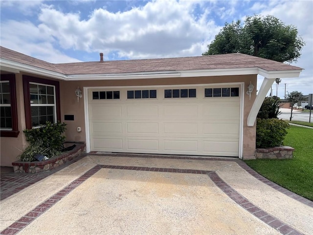 19522 Caney Ave, Carson, CA 90746 - garage featuring driveway